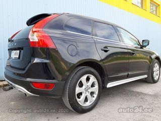 Volvo XC60 SUMMUM EXCLUSIVE 2.4 D5 158kW