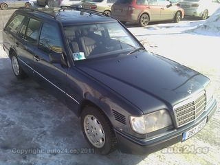 Mercedes-Benz E 250 2.5 83kW