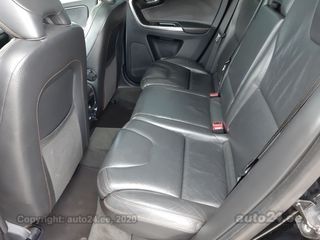 Volvo XC60 SUMMUM EXCLUSIVE 2.4 D5 158kW