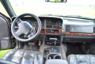 Jeep Grand Cherokee LIMITED 5.2 V8 156kW