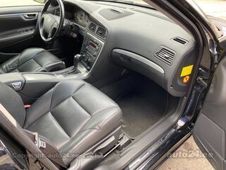 Volvo V70 SUMMUM 2.4 D5 120kW