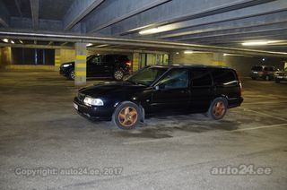 Volvo V70 2.5 R5 103kW
