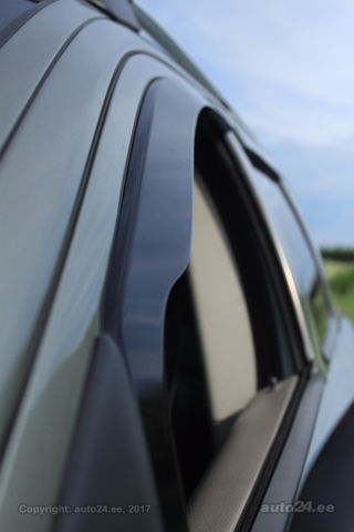 Volvo XC70 2.4 D5 136kW