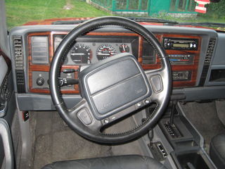 Jeep Cherokee Country 4.0 R6 142kW