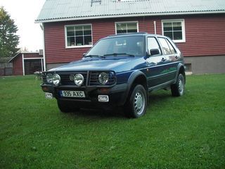 Volkswagen Golf Country 1.8 R4 72kW