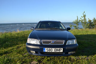 Volvo V40 1.8 90kW