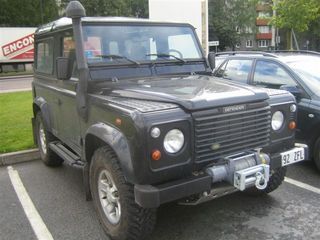 Land Rover Defender 2.5 TD5 90kW