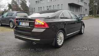 Volvo S80 Summum R-Design Winter MY2010 2.4 D5244T10 151kW