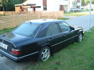 Mercedes-Benz 300 AMG 3.4 r6 200kW