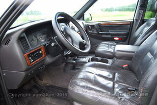 Jeep Grand Cherokee LIMITED 5.2 V8 156kW