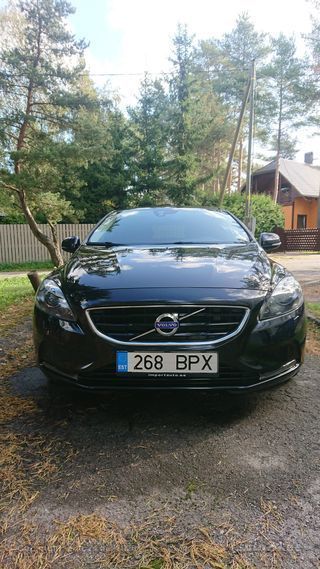 Volvo V40 2.0 110kW