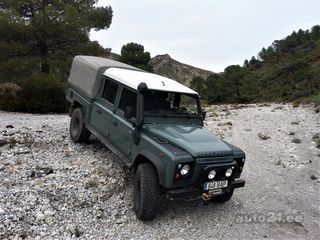 Land Rover Defender 130 DC HCPU 2.4 TDCI 2,4 90kW