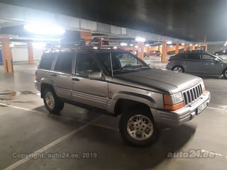 Jeep Grand Cherokee Laredo 4.0 R6 130kW