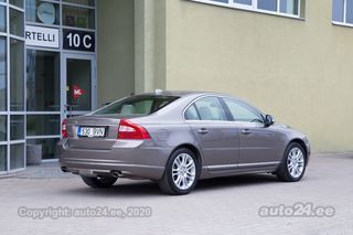 Volvo S80 V8 AWD Summum LPG 4.4 V8 232kW