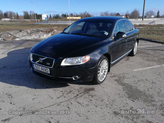Volvo S80 4.4 V8 232kW