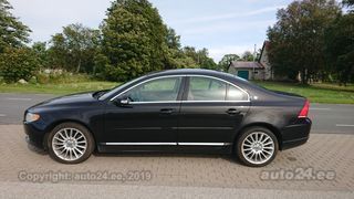 Volvo S80 4.4 V8 232kW