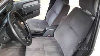 Volvo 940 2.3 121kW