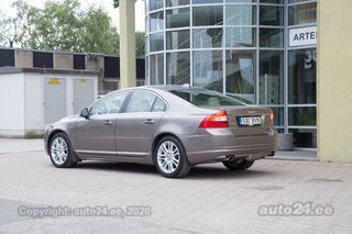 Volvo S80 V8 AWD Summum LPG 4.4 V8 232kW