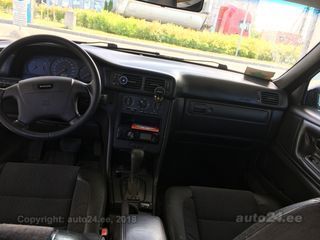 Volvo S70 2.4 R5 106kW