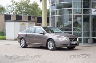 Volvo S80 V8 AWD Summum LPG 4.4 V8 232kW