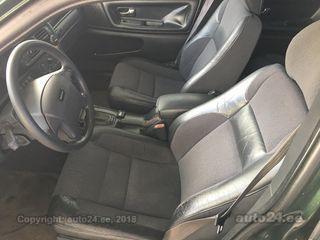 Volvo S70 2.4 R5 106kW