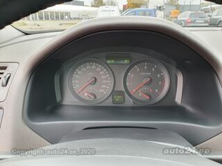 Volvo V50 2.0 145hj Momentum FWD MAN 5 2.0 107kW