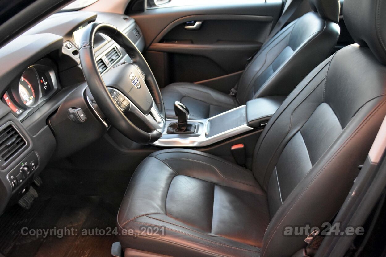 Volvo V70 CAM SUMMUM SOLAR INTELLI SAFE PRO FULL 2.0 D4 133kW