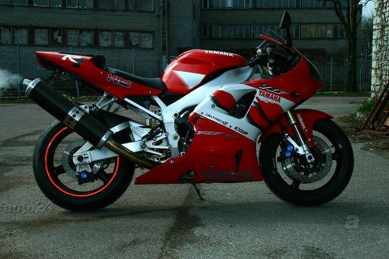 Yamaha YZF R1 1.0 R4 112kW