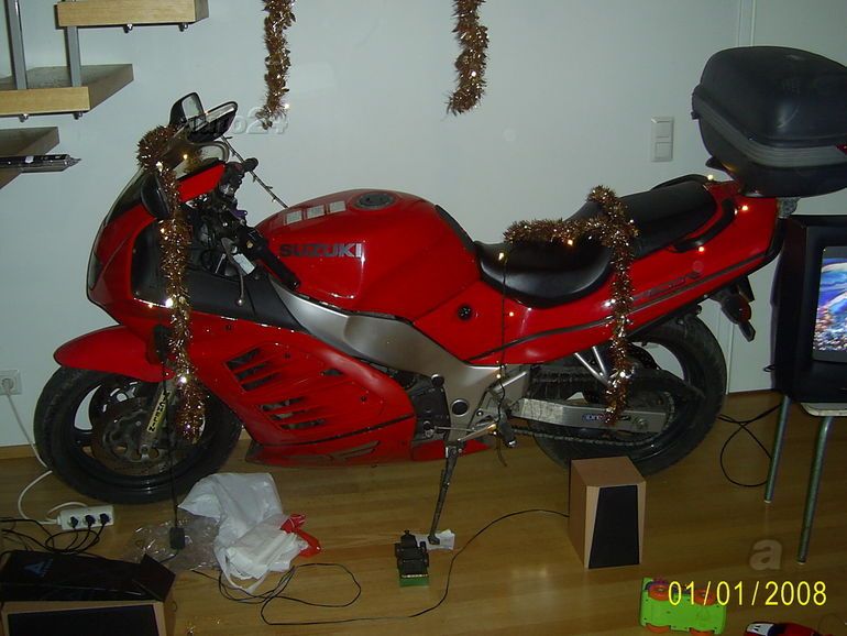 Suzuki rf600f r4 76kW