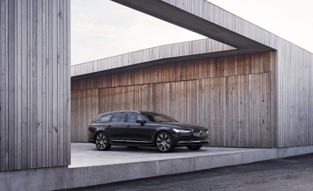 FOTOD. Volvo uuendas S90-t ja V90-t